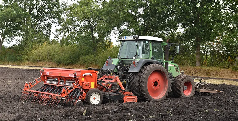 Image_of_tractor