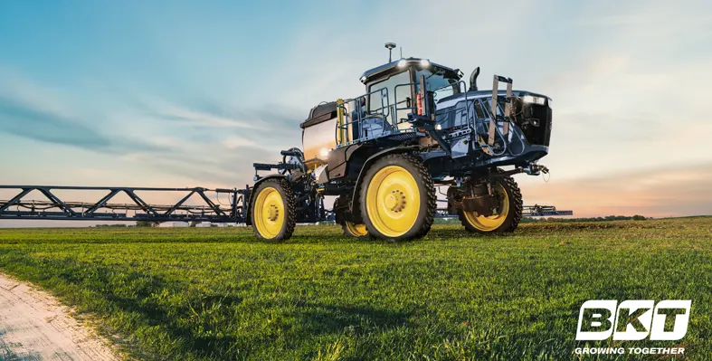 Image_shows_BKT_tractor_in_a_field_revolutionising_the_tire_industry