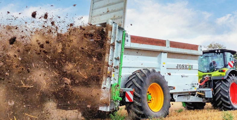 JOSKIN entry-level muck spreader