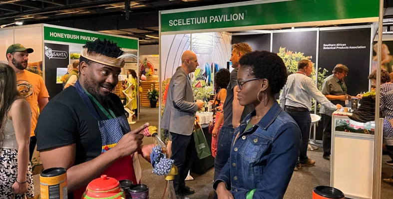 Image_shows_exhibition_hall_at_the_Organic_&_Natural_Products_Expo_Africa_in_Cape_Town