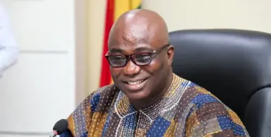 image_shows_minister_eric_opoku_unveiling_feed_ghana_programme