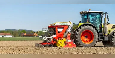 Image_of_Pottinger_seed_drill 