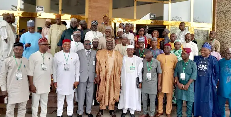 image_shows_NEEP_launched_at_the_National_Agricultural_Extension_Research_Summit_that_aimed_to_extend_agri_service_delivery_to_Nigerian_farmers