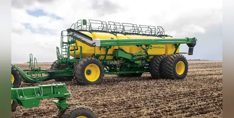 Image_of_John_Deere