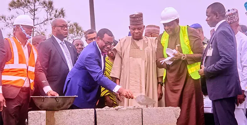 Officials_inaugrating_Nigeria’s_Cross_River_State